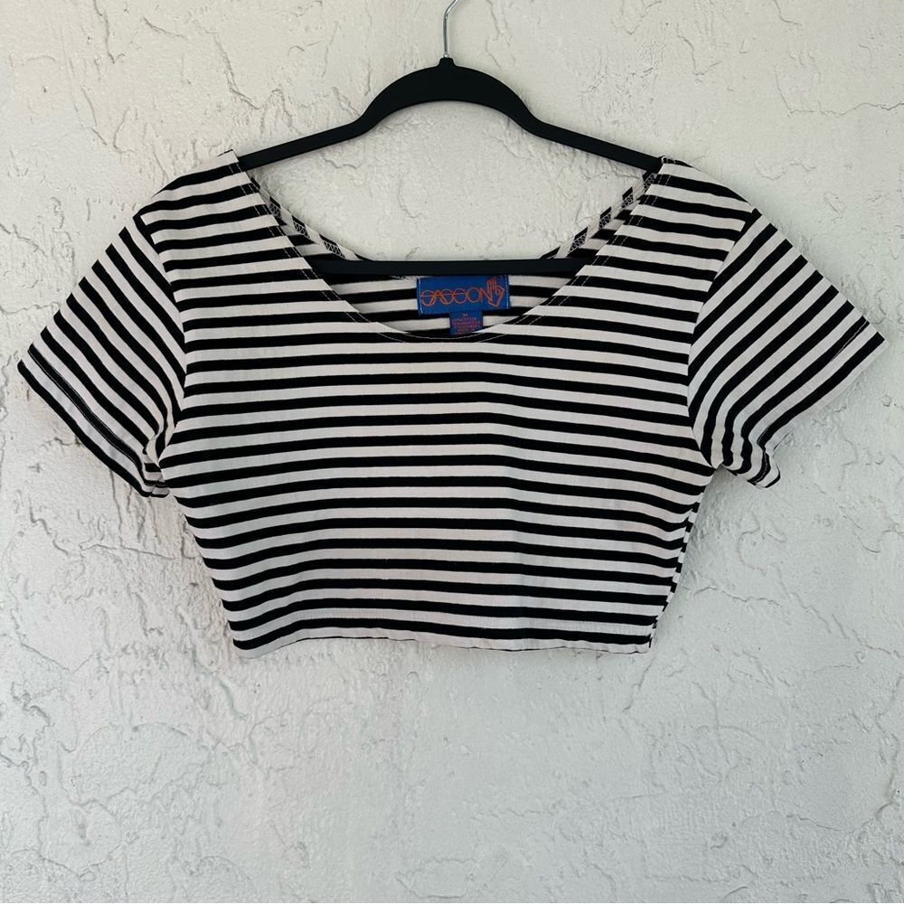 SASSON Crop Top Women Medium Vintage 90's Black White Striped Crop